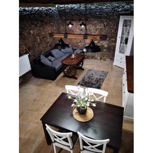 Dráchovský apartmán a vejminek