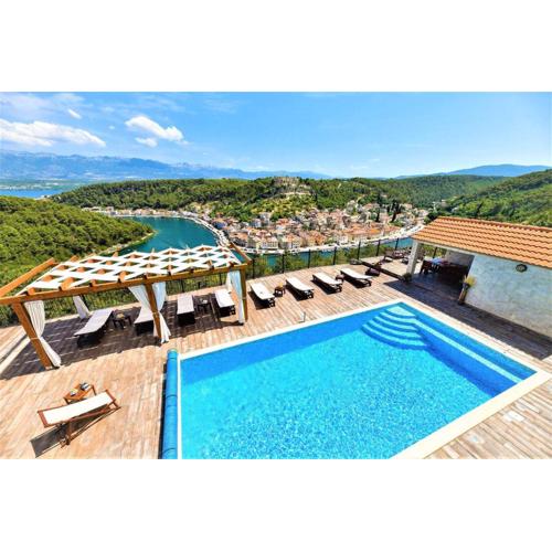 Dreamview & heated pool at Lucija 1