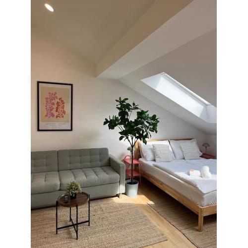 Dreamy & Cozy Apartment with Air Condition