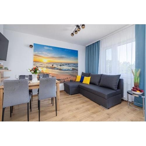 Dwupoziomowy Apartament Klimaty Bałtyku z Klimatyzacją i Parkingiem w Dziwnowie by Noclegi Renters