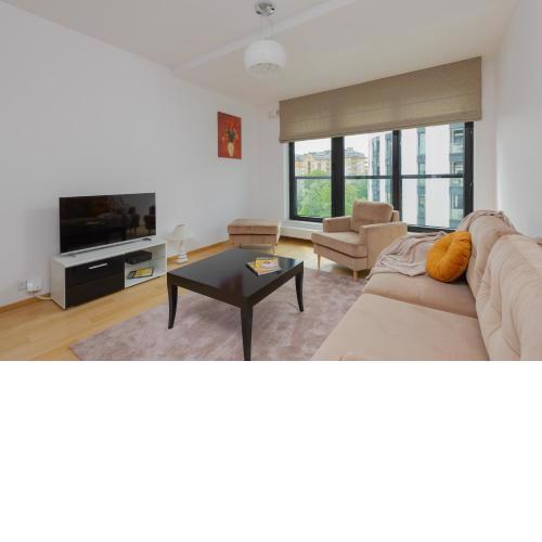 Dzielna Apartment Warsaw Wola by Noclegi Renters