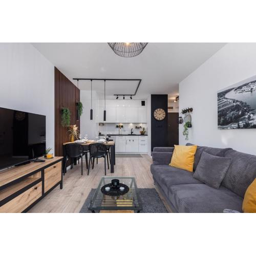 Dziwnow Luxurious Apartment No1 by the River by Renters Prestige