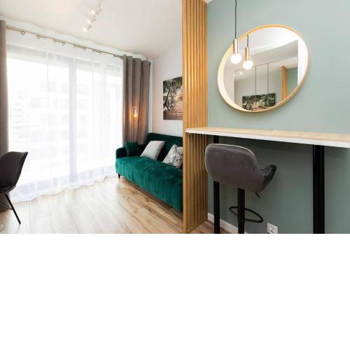 Easy & Comfortable, with balcony, very close to the center