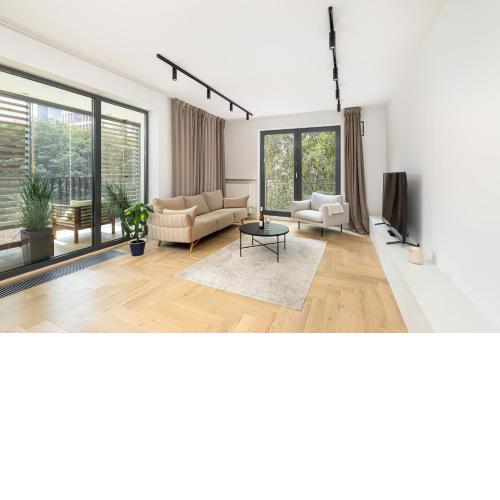 ECRU 3-Bedroom Luxurious Apartment with City View WWA22