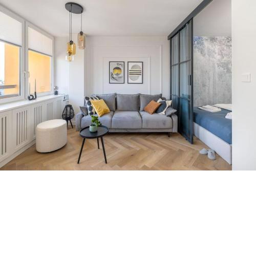 ECRU Luxurious City Center Apartment near Old Town WWA10