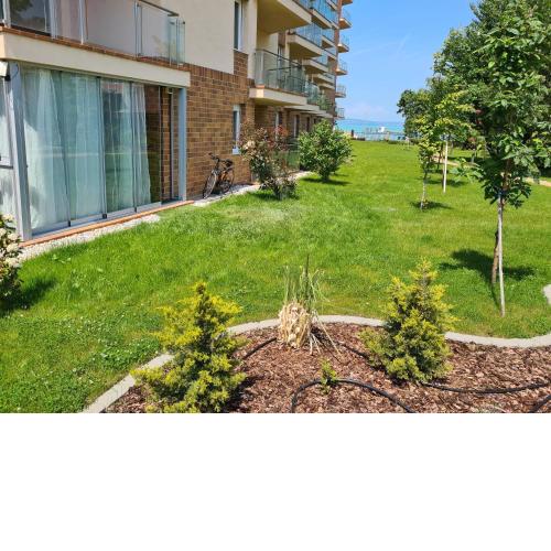 EDA Beach Galerius Apartman