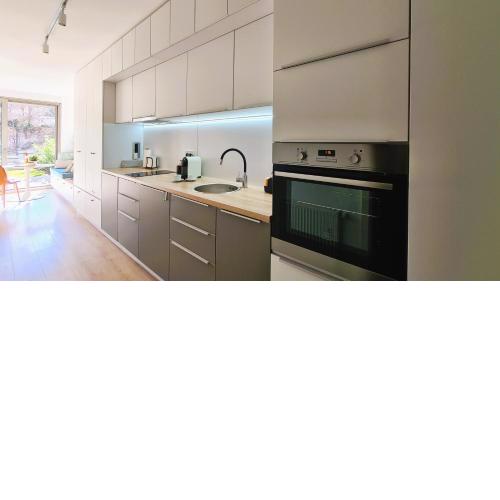 Edison Villa 107