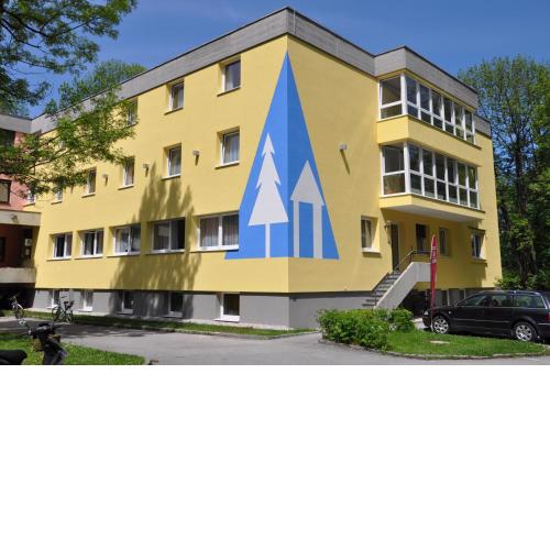 Eduard-Heinrich-Haus, Hostel
