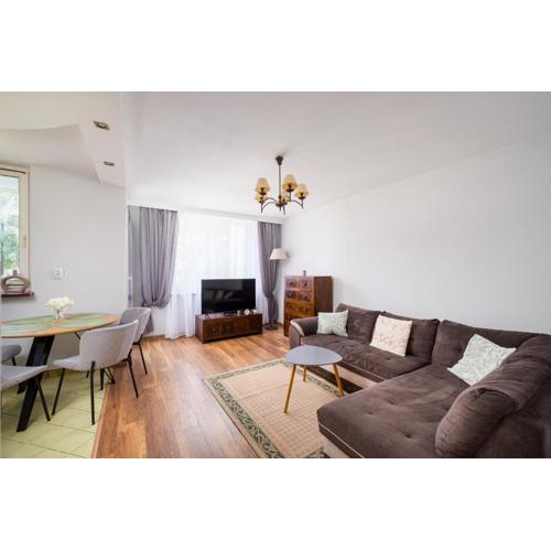 Egipska Homely Apartment by BookingHost