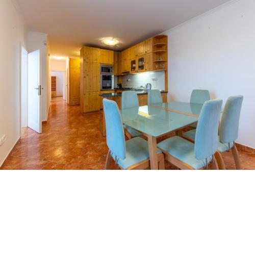 Együtt a Család II Apartman By BLTN