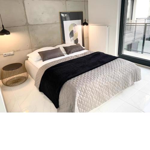 EL Apartments - Antares