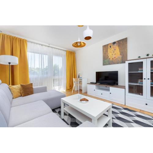 Elegancki & Rodzinny Apartament w Kołobrzegu by Noclegi Renters