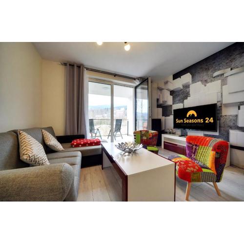 Eleganckie Apartamenty Sun Seasons 24 w Świeradowie Zdroju z Widokiem na Góry by Noclegi Renters