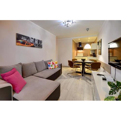 Eleganckie i Stylowe Apartamenty Sun Seasons 24 w Karpaczu z Parkingiem by Noclegi Renters