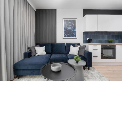Eleganckie Studio we Wrocławiu z Parkingiem i Biurkiem do Pracy Zdalnej by Noclegi Renters