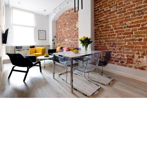 Elegant 2BR, Amazing Old Town Views, Walk to Rynek! Amenities