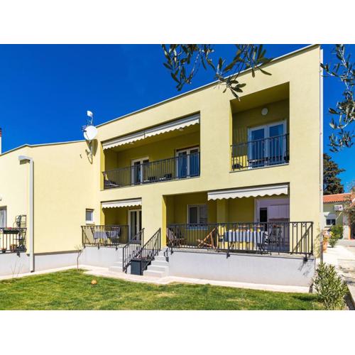 Elegant apartment in Medulin near beach