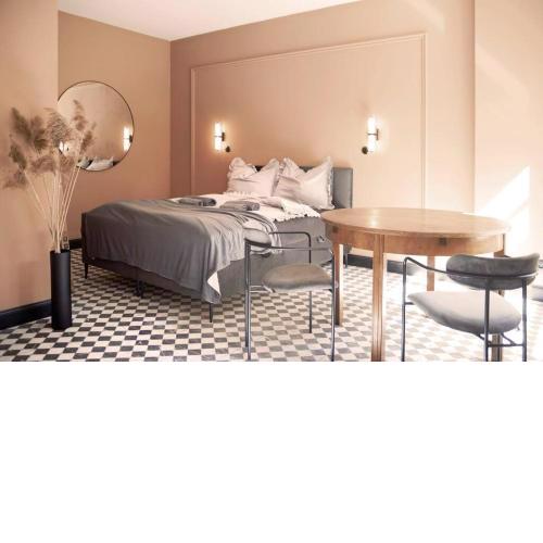 Elegant Apartment in the City Center