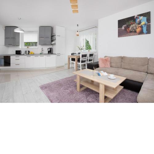 Elegant Apartment Myśliwskie Wzgórze in Gdańsk by Noclegi Renters