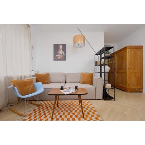 Elegant Apartment near Royal Baths Park by Noclegi Renters