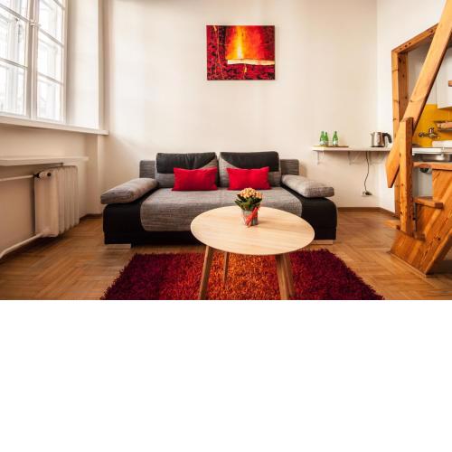 Elegant Apartment Royal Castle