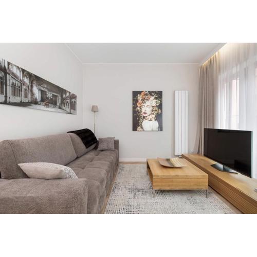 Elegant Apartment with Desk Marina Gdańsk 3City by Noclegi Renters