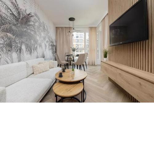 Elegant Mokotów Studio with Balcony and Parking by Noclegi Renters