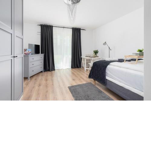 Elegant Pet-Friendly Studio in Krakow by Noclegi Renters