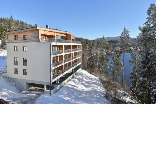 Element Lakeside Apartments