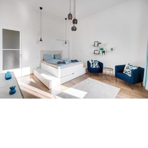 Elizabeth Garden Apartment