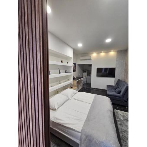 Ellamar City Center Apartment