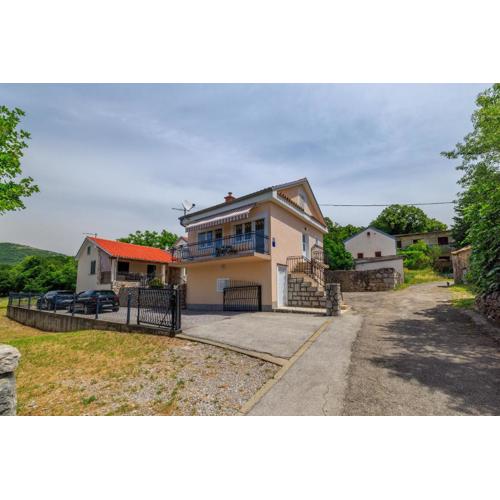 Elwira - vacation house Klenovica