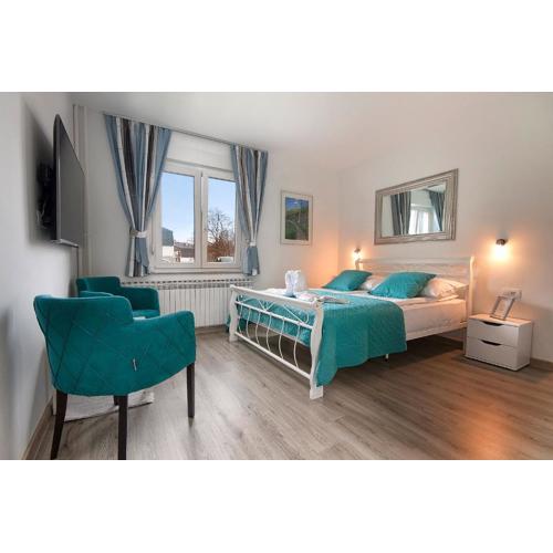 Emerald Luxury Apartments