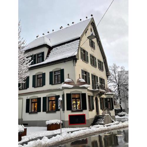 Engel Apartments
