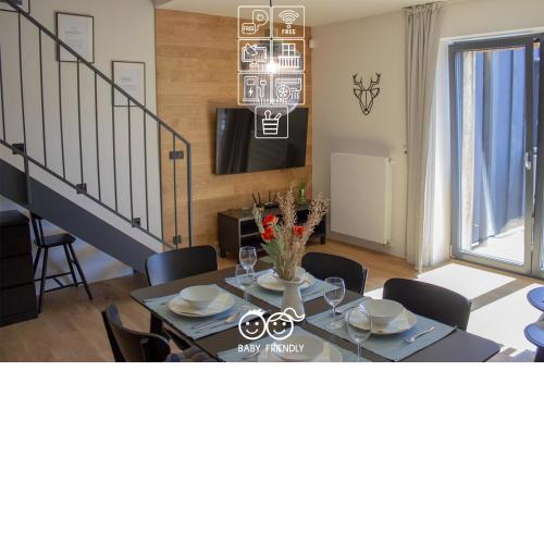 ENJOYHARRACHOV - Atraktivní slunný klimatizovaný apartmán 14 v centru Harrachova se saunou, parkováním, Wifi-WLAN, SAT, herní konzolí, PC s win 10, Netflix zdarma a možností dobíjení auta s jedinečným výhledem na Čertovu horu se skokanskými můstky