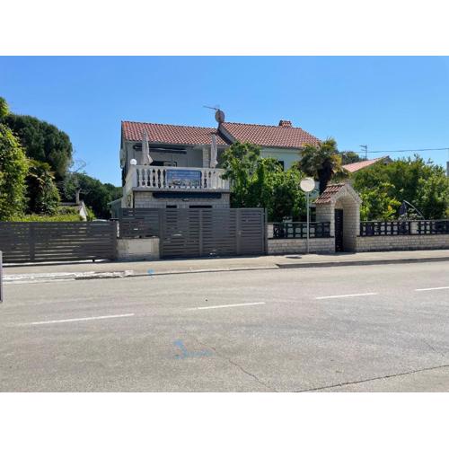 Enna Apartment 3 perfect location