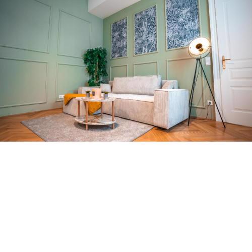 Erstklassiges Apartment in Schloss Nähe