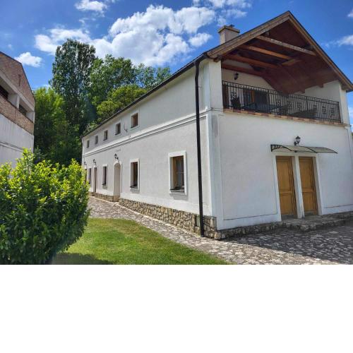 Eszterházy Apartman