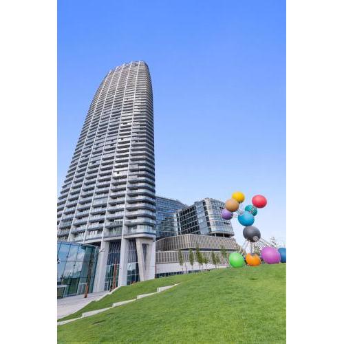 Eurovea Tower Apt 2 Sky View