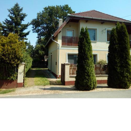 Éva vendégház Guesthouse