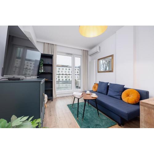 Exclusive Apartment in Katowice with Balcony, Parking, Gym and Sauna by Noclegi Renters