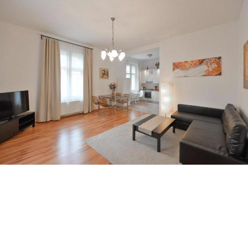 Exclusive apartment on Zborovska