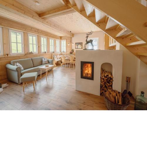 Exclusive gourmet house at Grundlsee for 8 & sauna
