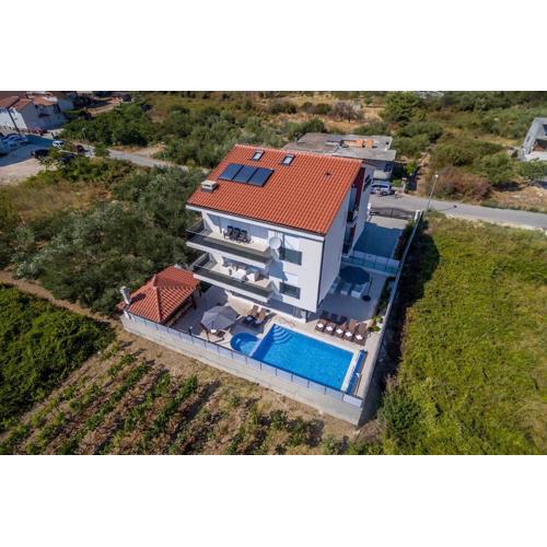 Exclusive Villa Holiday