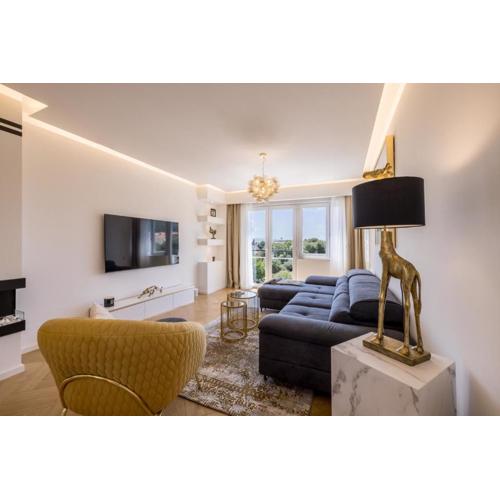 Experience Luxury Apartment in the Heart of Split