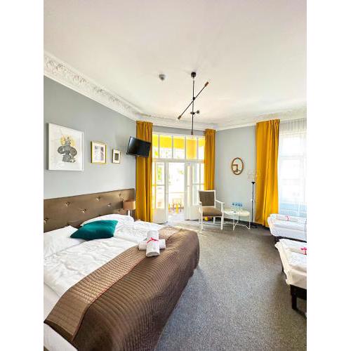 Expolis Residence - City Center MTP TARGI - 24h #betterthanyourEX