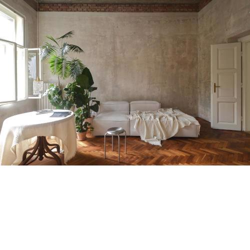 Extraordinary quiet apartment in the very centre