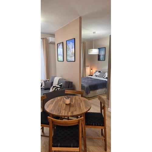 Fairytales Apartment River Point II