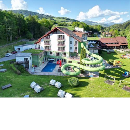 Familienhotel Trebesingerhof