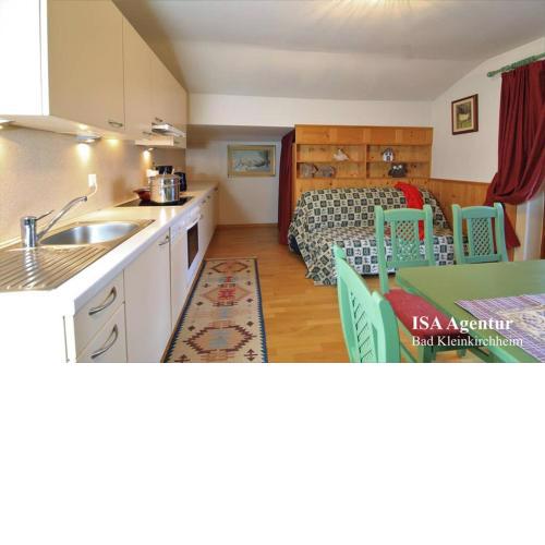 Family Apartment ENZIAN Top 9